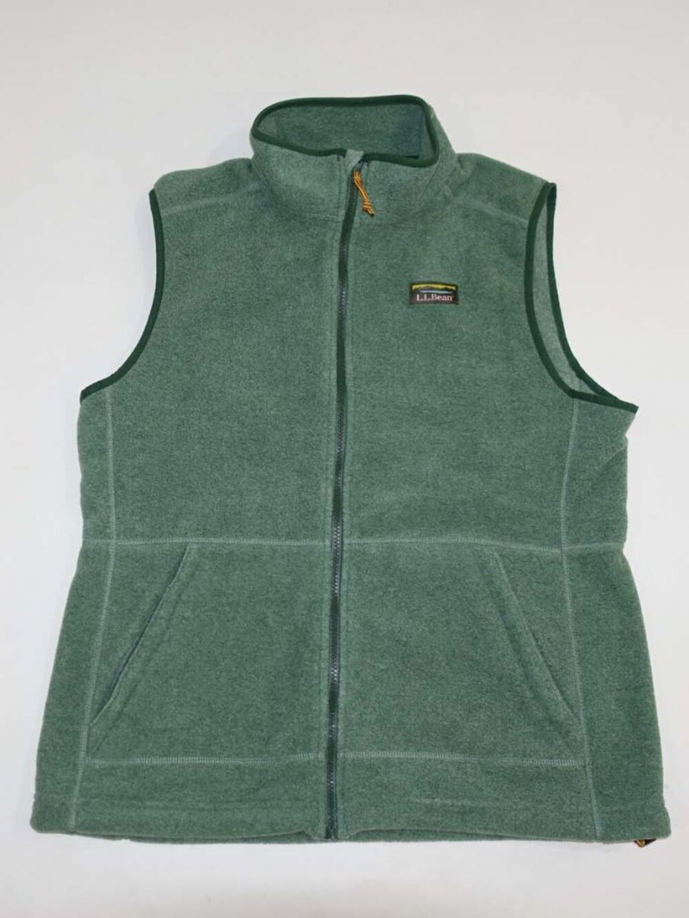 L.L. Bean Men's Mountain Classic Fleece Vest Jacket Size Medium Green Zip Front
